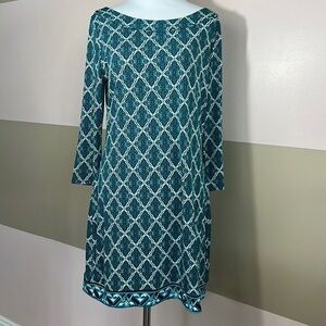 WHITE HOUSE BLACK MARKET 3/4 SLEEVE SHIFT DRESS Medium